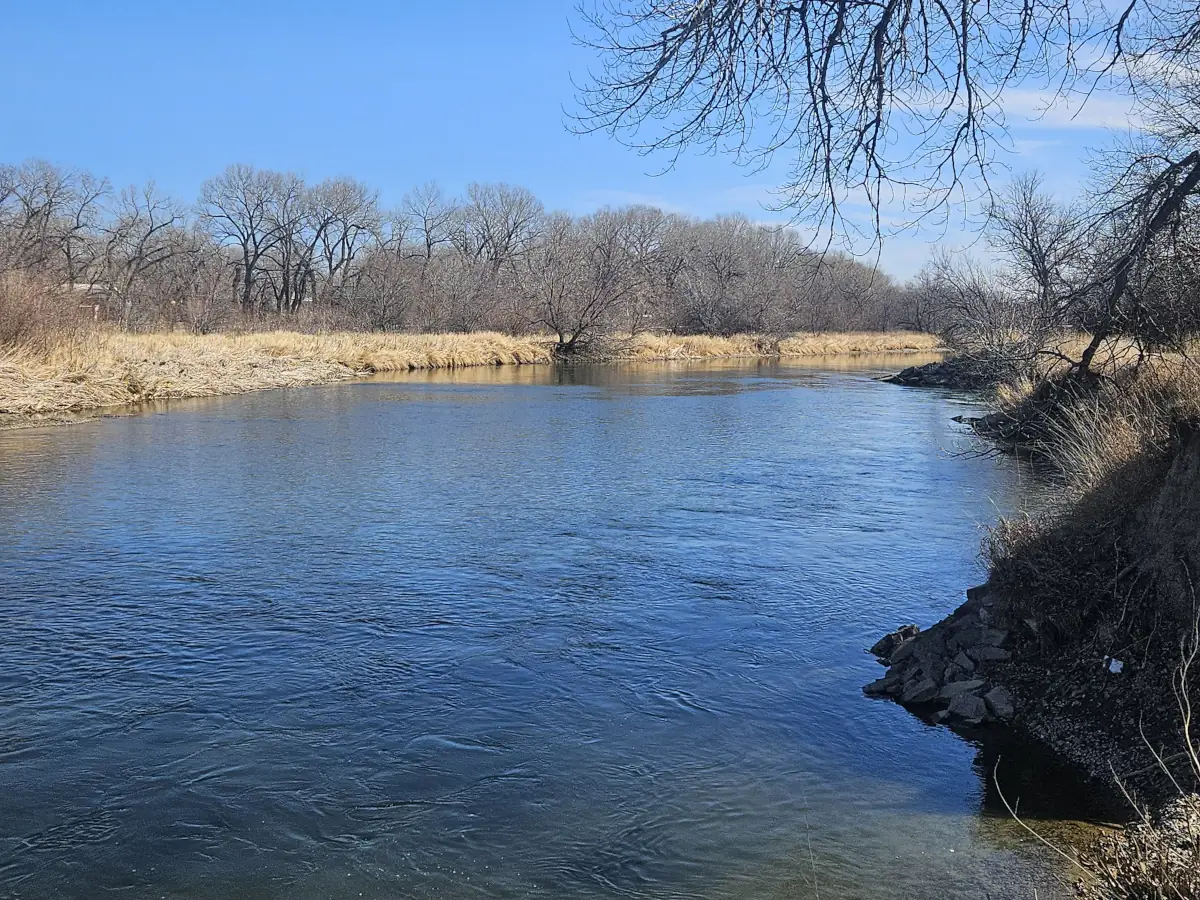 Fishing & Kayaking on the North Platte River.